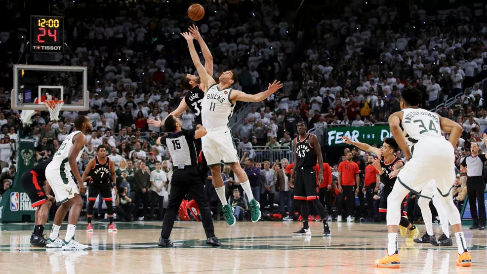 7e990e91-4a45-453c-921b-6fbeee1ce35d-large16x9_bucksvraptorswinmay19