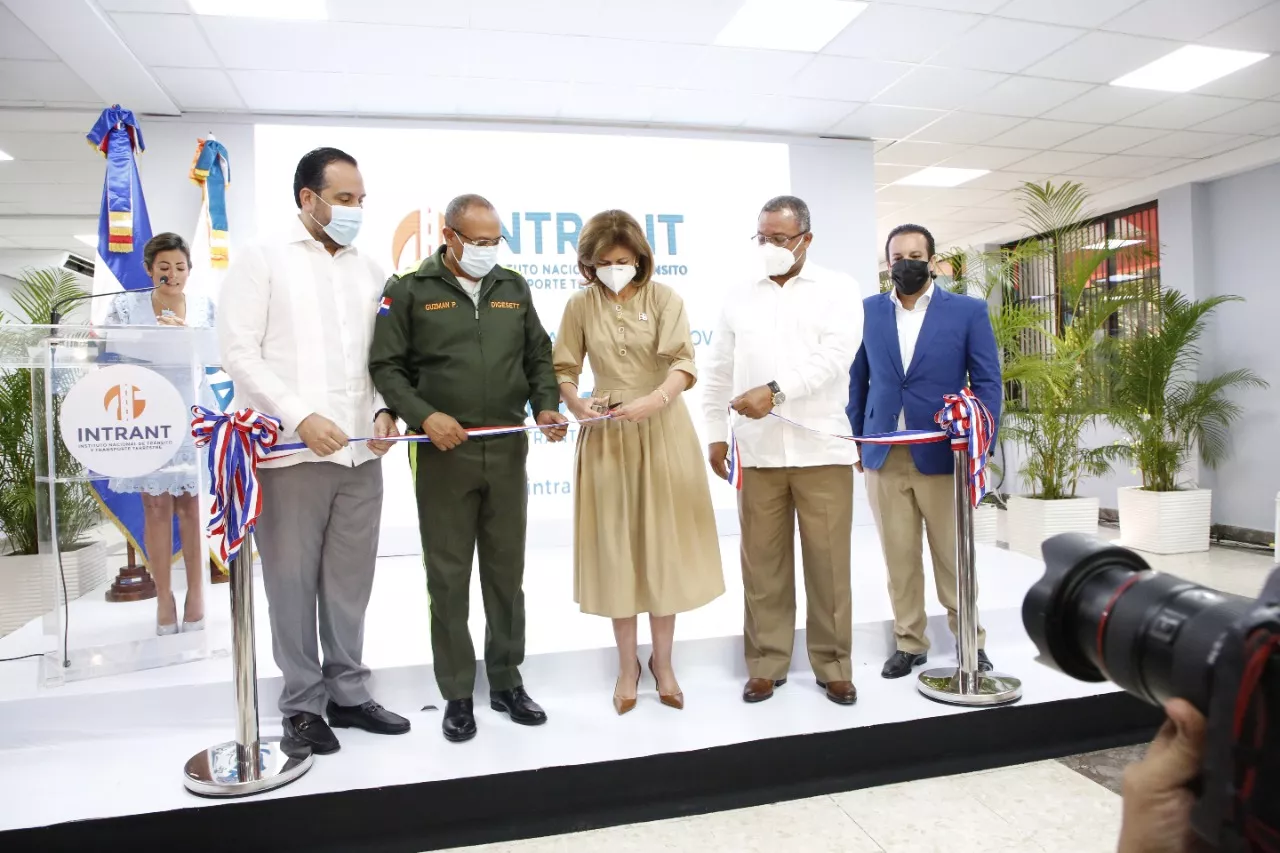 Acto encabezado por la  vicepresidenta Raquel Peña