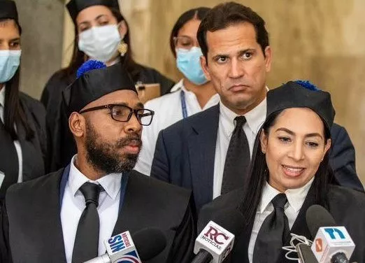 La procuradora de corte Yoanna Bejarán destacó que mantienen la solicitud de prisión preventiva para todos los imputados y la declaratoria de caso complejo