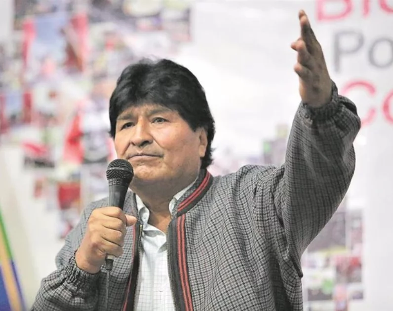 El expresidente Evo Morales pide una investigación.